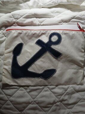 New SEABAGS OF MAINE Anchor Pouch, red white blue recycled sails